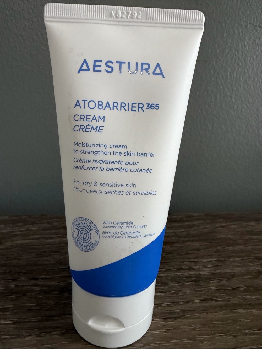 Atobarrier365 Cream - White with Blue